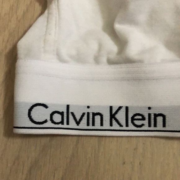 Calvin Klein bralette adjustable - Picture 4 of 6